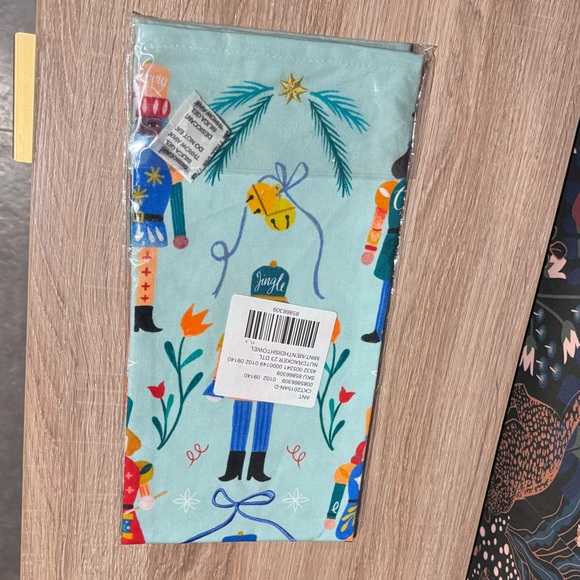 NWT | Anthro Nutcracker Tea Towel - Picture 4 of 6